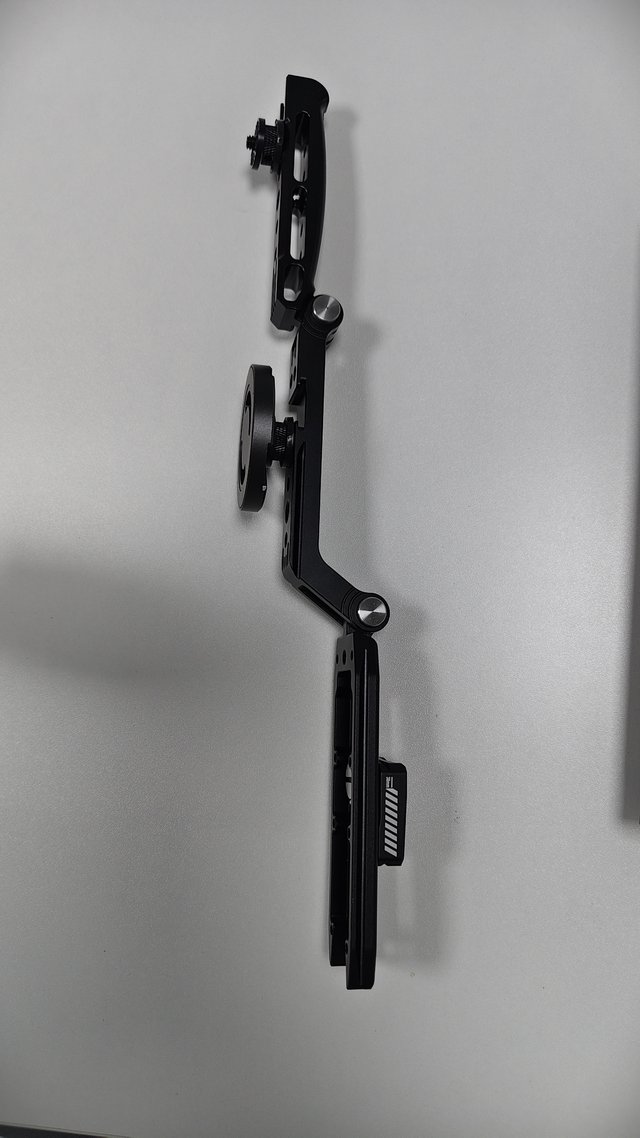 灵光 K2 安装步骤 2:确认支架方向